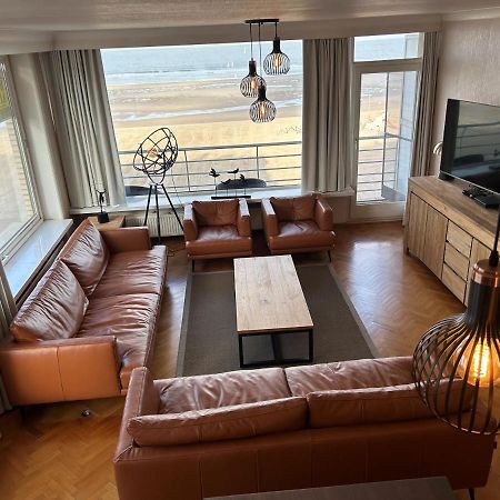 "Venezia" - Beautiful And Spacious Holiday Apartment With Seaview Ostend Exterior photo