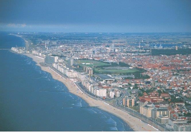 "Venezia" - Beautiful And Spacious Holiday Apartment With Seaview Ostend Exterior photo