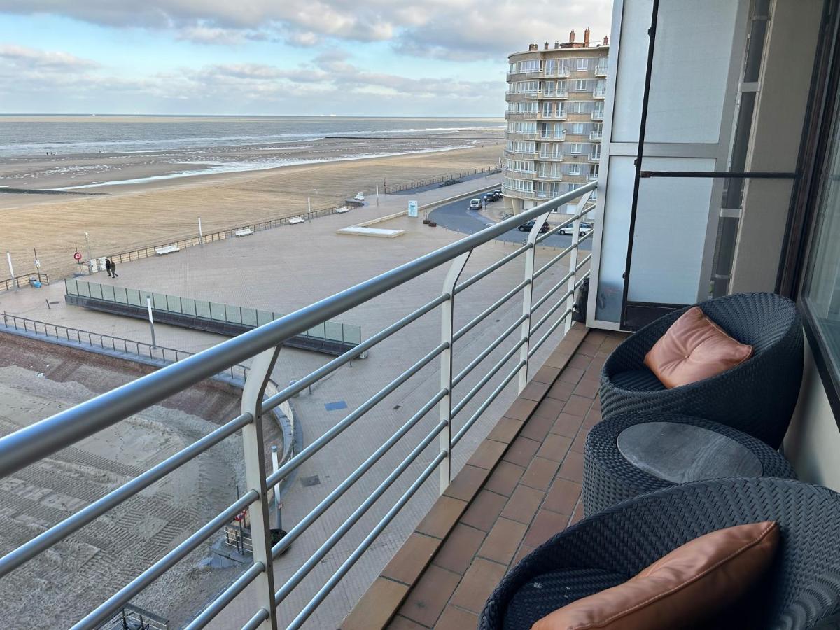 "Venezia" - Beautiful And Spacious Holiday Apartment With Seaview Ostend Exterior photo